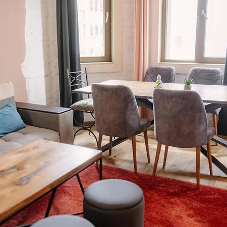 Apartment 2 Designer Free Parking Spaces